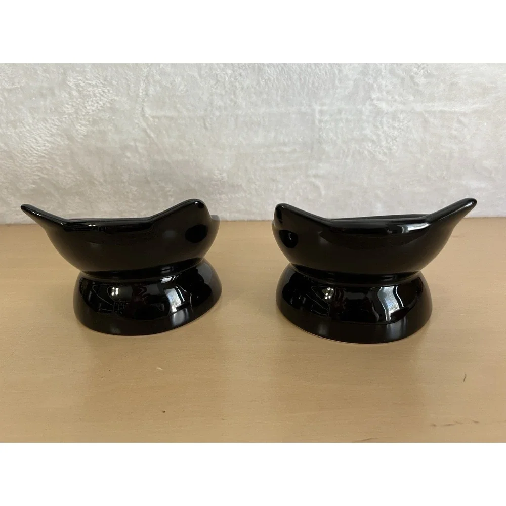 Park Life Designs New York Black Cat Pedestal Bowls Set of 2 - One Chip